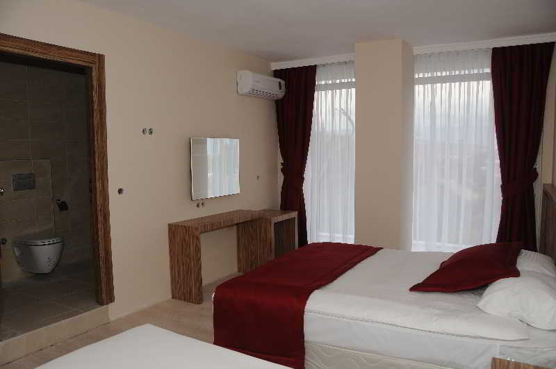 Belmare Hotel คูซาดาซี ภายนอก รูปภาพ
